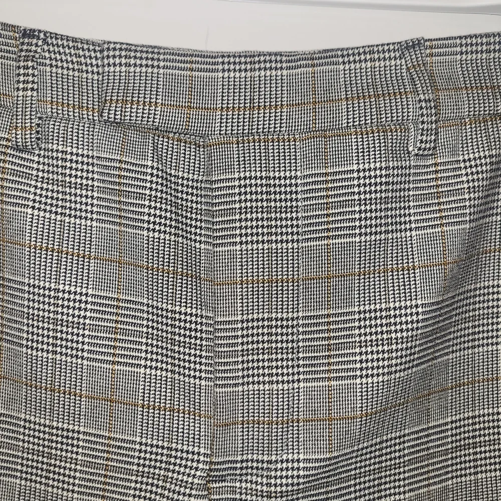 Zara Woman Gray Plaid Tailored Slim Leg Pants Size 6 - Picture 3 of 7
